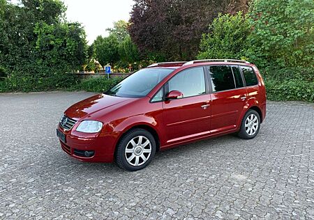VW Touran Volkswagen 2.0 TDI~Klima~Tempomat~AHK~Tpo Zustand