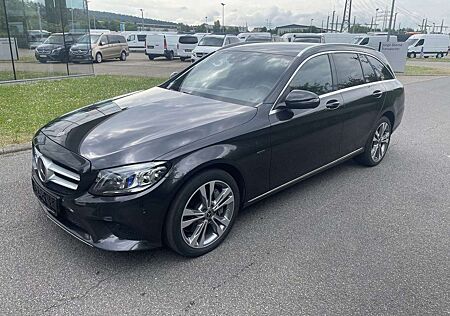 Mercedes-Benz C 300 de T AVANTGARDE AHK*Distr*COMAND*MULTIBEAM
