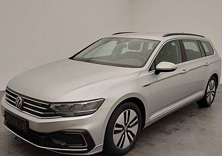 VW Passat Variant Volkswagen GTE 1,4TSi DSG Klima SHZ Navi AHK