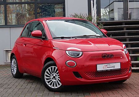 Fiat 500E (RED) 42 kWh Klimaauto. Navigation CarPlay