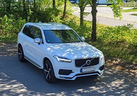 Volvo XC 90 XC90 XC90 D5 AWD Geartronic R-Design / AHK / 7Sit