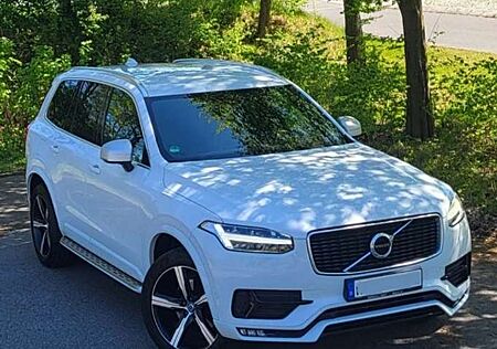 Volvo XC 90 XC90 XC90 D5 AWD Geartronic R-Design / AHK / 7Sit
