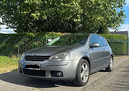 VW Golf Volkswagen 1.4 Trendline