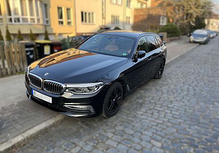 BMW 520d 520 xDrive Touring Aut. Luxury Line