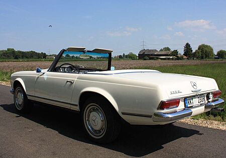 Mercedes-Benz SL 230 Cabrio