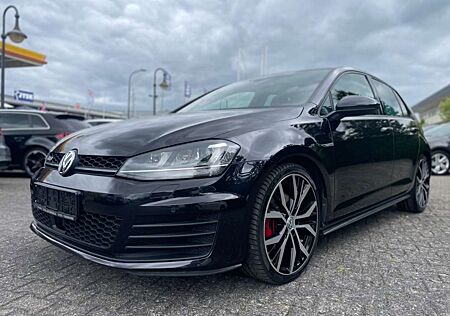 VW Golf Volkswagen VII Lim. GTD BMT
