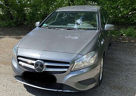 Mercedes-Benz A 200 Urban BlueEfficiency