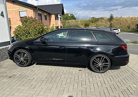 Seat Leon gebraucht kaufen Seat Leon ST 2.0 TSI 4Drive OPF DSG Cupra