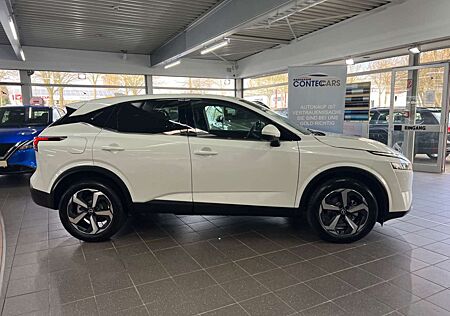 Nissan Qashqai 1.3 Connecta LED+KEYLESS+360°+ACC+VC uvm