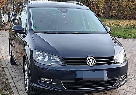 VW Sharan Volkswagen 2,0 TDI 150 PS, 7-Sitzer,Leder,Bi-xenon