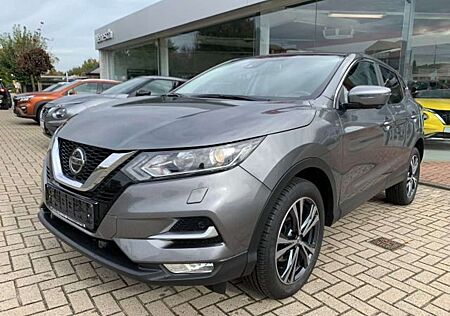 Nissan Qashqai 1.7 dCi N-Connecta AHK Navi