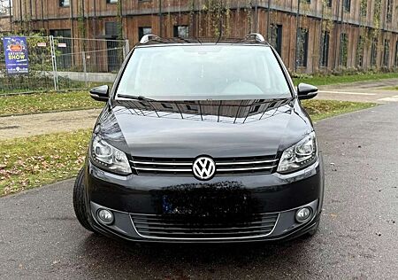 VW Touran Volkswagen 2.0 TDI DPF DSG Highline