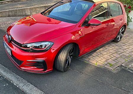VW Golf GTI Volkswagen Golf VII 5-Türer Performance