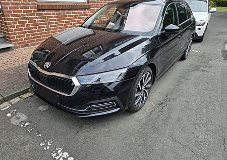 Skoda Octavia Combi 2.0 TDI DSG First Edition