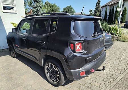 Jeep Renegade 2.0 MultiJet Active Drive Low Automatik T