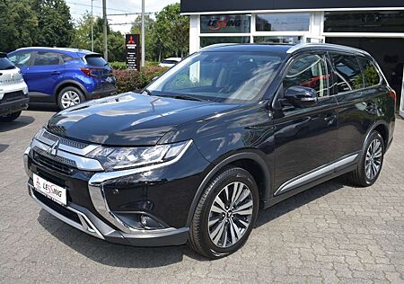 Mitsubishi Outlander TOP 2.0 MIVEC 4WD CVT, Leder schwarz