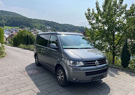 VW T5 California Volkswagen Beach