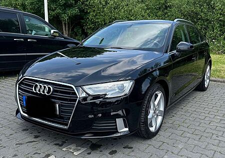 Audi A3 2.0 TFSI Sportback quattro S tronic design