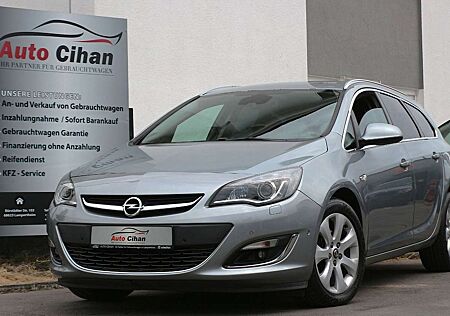 Opel Astra J Sports Tourer Exklusiv NAVI! AHK! PDC!