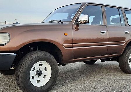 Toyota Land Cruiser HDJ 80