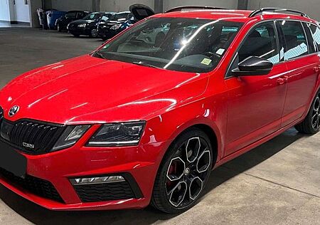 Skoda Octavia Combi RS 245 Digital LED Kamera Navi