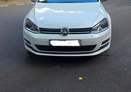 VW Golf Volkswagen 2.0 TDI 4Motion BlueMotion