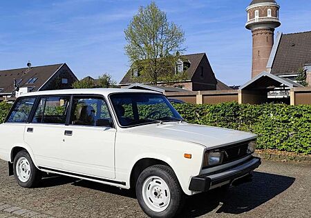 Lada 2106