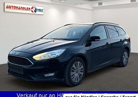 Ford Focus Kombi 1.5 TDCi Klimaanlage Navi PDC