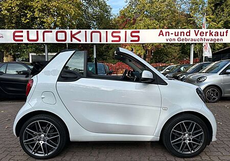 Smart ForTwo Cabrio BRABUS Xcl DCT*LEDER*NAVI*JBL*KAM