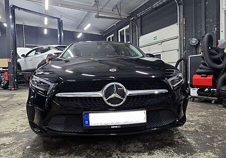 Mercedes-Benz A 250 7G-DCT
