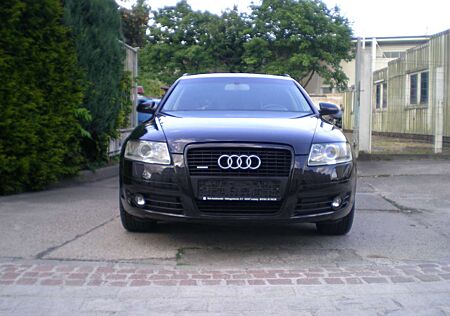 Audi A6 quattro 3.2 FSI