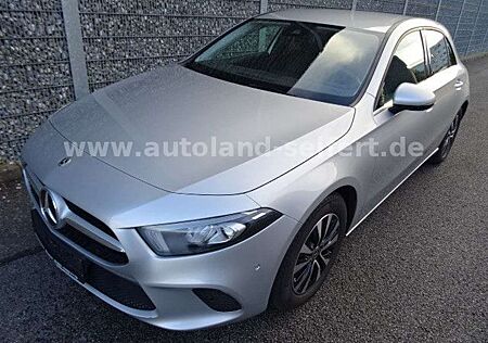 Mercedes-Benz A 200 Autom./Navi/LED/Virtual/PTS/CAM/Teil-Led.