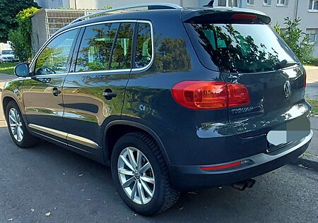 VW Tiguan Volkswagen Lounge Sport & Style BMT