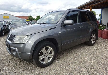 Suzuki Grand Vitara 2.0 Comfort