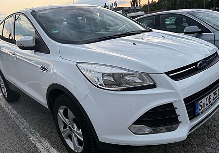 Ford Kuga Sync Edition,99.990,Tüv-Service Neu,1-Hand