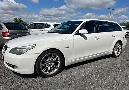 BMW 520 d Touring*PANORAMA*KAMERA*PDC*AUTOMATIK*18"