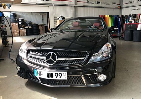 Mercedes-Benz SL 55 AMG Mercedes SL AMG 55 mit Facelift auf AMG 63