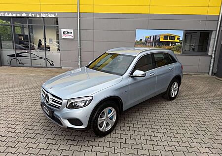 Mercedes-Benz GLC 350 e 4Matic/HYBRID/KAMERA/VOLLLEDER/LED