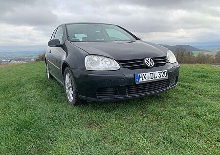 VW Golf Volkswagen V 3-Türer 1.6 FSI Trendline