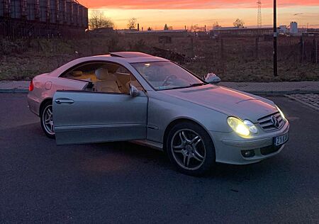 Mercedes-Benz CLK 500 CLK Coupe 500 7G-TRONIC Elegance