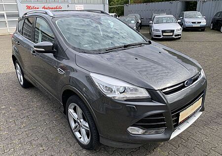 Ford Kuga Individual-4x4-Autom-Leder-94Tkm-ZR/Oel/Tüv neu