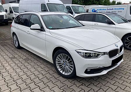 BMW 320 d xDrive Luxury Line