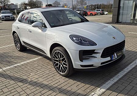 Porsche Macan S