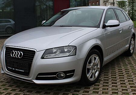 Audi A3 1.4 TFSI Sportback *SHZ*PDC*55.000km!*