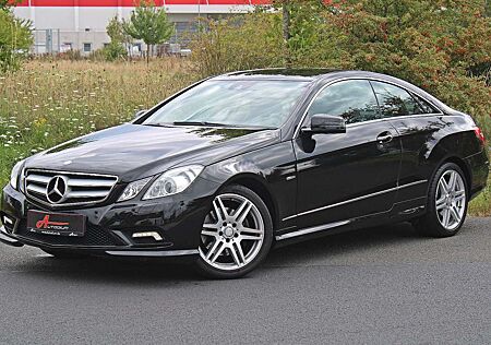 Mercedes-Benz E 350 CDI Coupe AMG-Paket/Leder/Comand/ILS/18'!