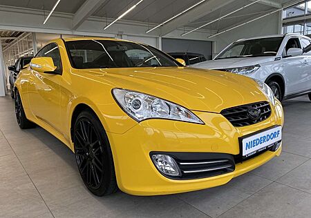 Hyundai Genesis Coupe 3.8 V6 LEDER INFINITY SPORTAUSPUFF