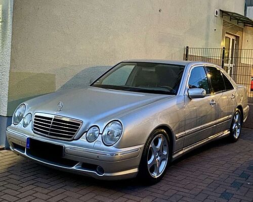 Mercedes-Benz E 320 E 320 Avantgarde AMG Paket