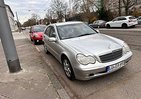 Mercedes-Benz C 180 Classic