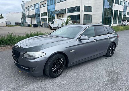BMW 525 d Panorama Business Navi Leder TÜV 05/27