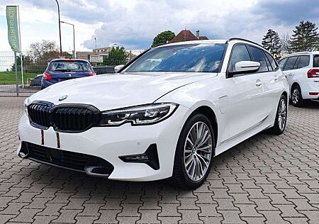 BMW 330 e Sport Line+Live Cockpit+AHK+LED+ACC+NAVI